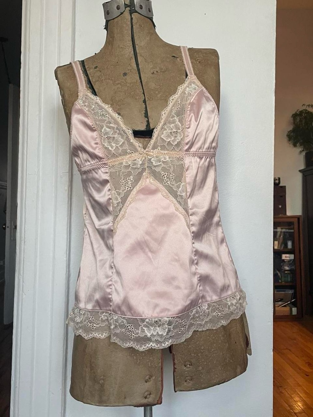 Silky Lace Trim Cami - Pink